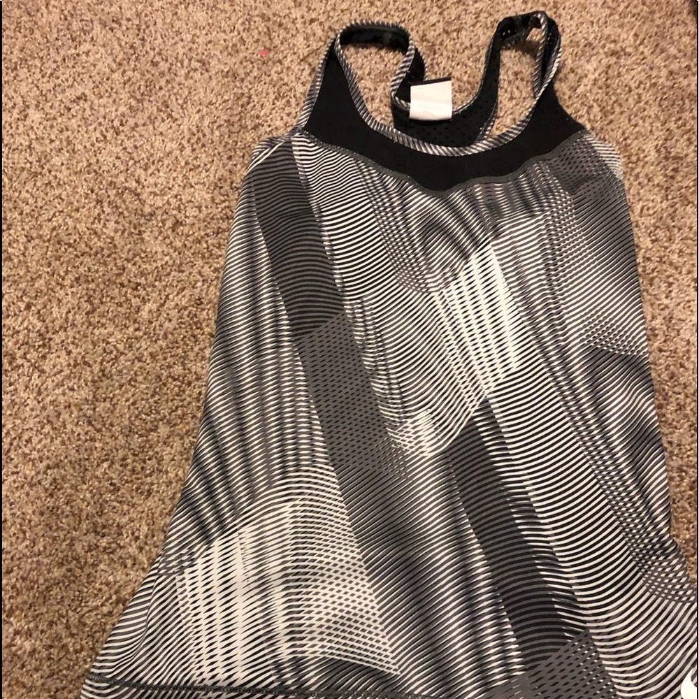 XS dry fit Nike tank!